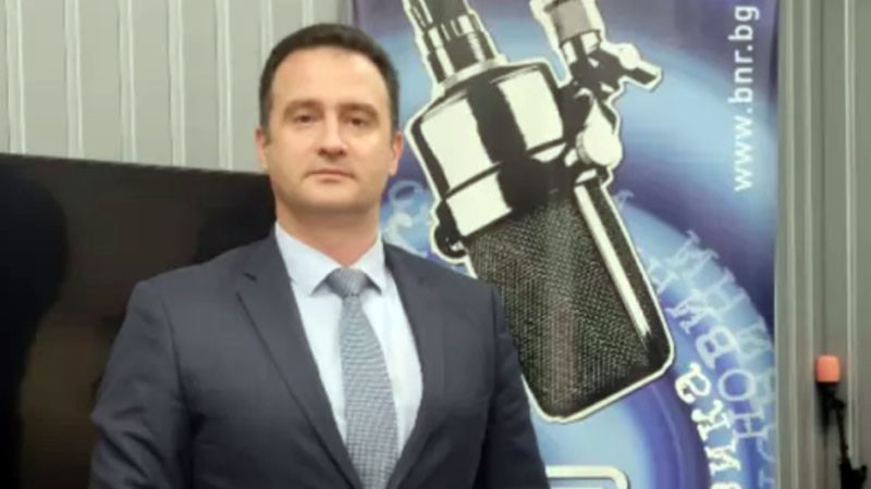 Жечо Станков: Румен Спецов трябва да получи разрешение от МС за всяка специфична дейност