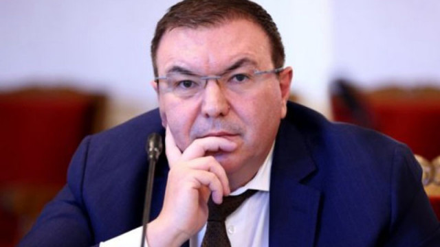 Проф. Костадин Ангелов: Осигурени са средствата за заплатите на младите лекари