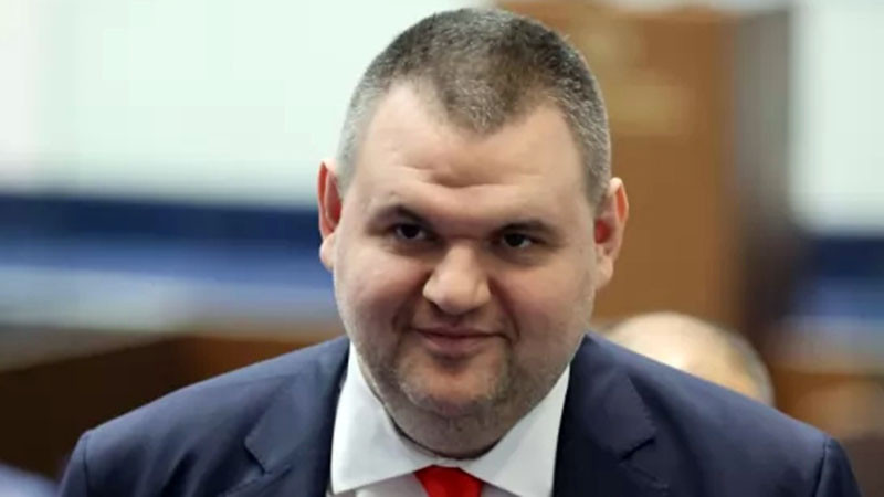 Пеевски: Подкрепям напълно 120 лв. коледни добавки за пенсионерите