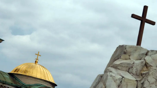 Заловиха 38 годишна жена за кражба на пари от храм в