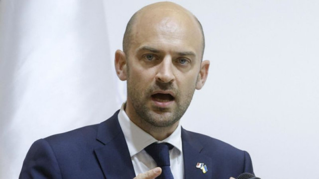 Френският външен министър Жан Ноел Баро призова Европейския съюз да създаде