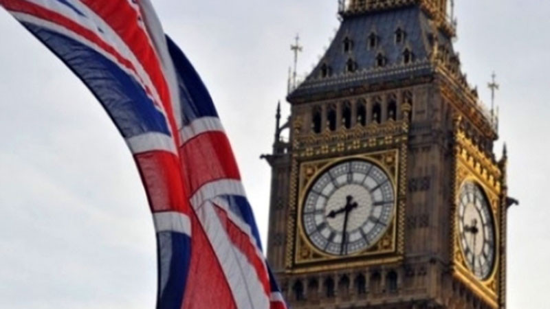 Край на лесните социални помощи и жилища във Великобритания