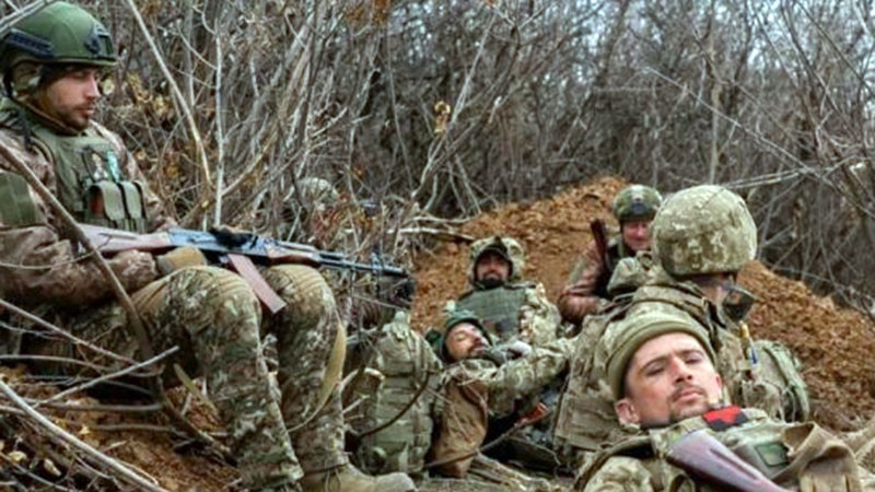 BBC Украина: Украинските военни на фронта реагират със смесени чувства на мирния план на САЩ