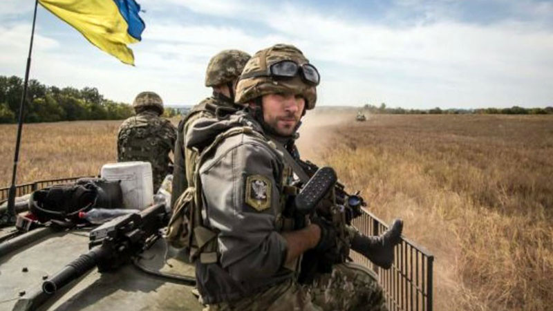 FT: Украйна се e съгласила да ограничи числеността на ВСУ до 800 000 войници