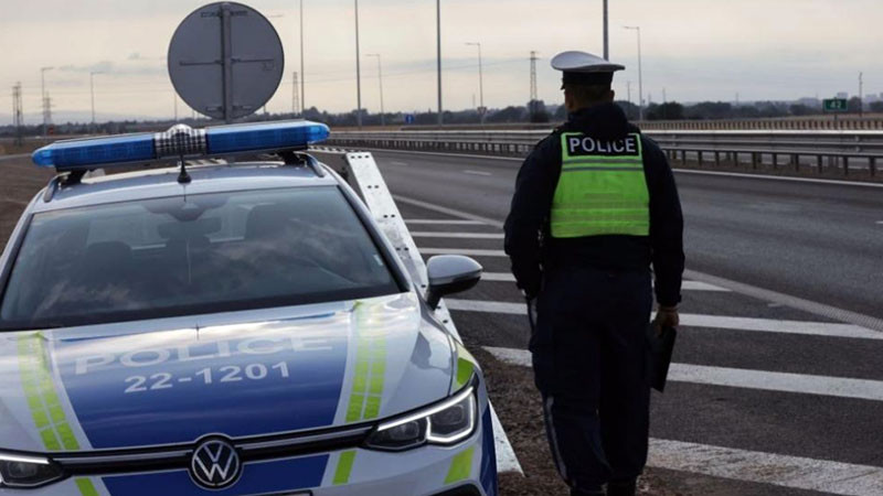 Задържаха криминално проявен шофьор с рекордните 4,52 промила