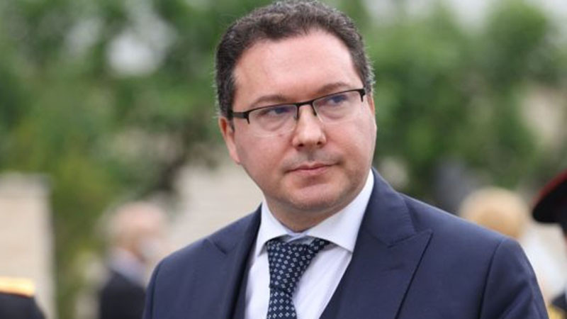 Даниел Митов награди с по 400 лева всички полицаи и служители на МВР за Коледа