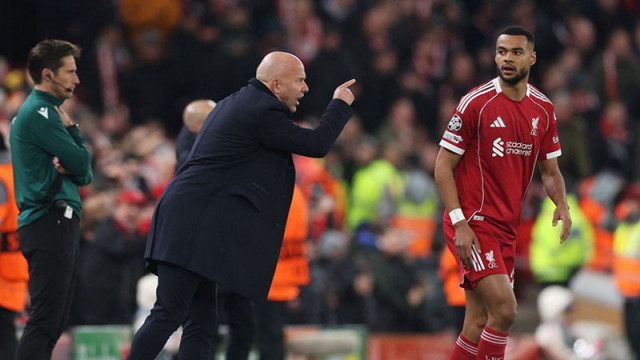 Слот е спокоен за бъдещето си, въпреки поредната издънка на Ливърпул