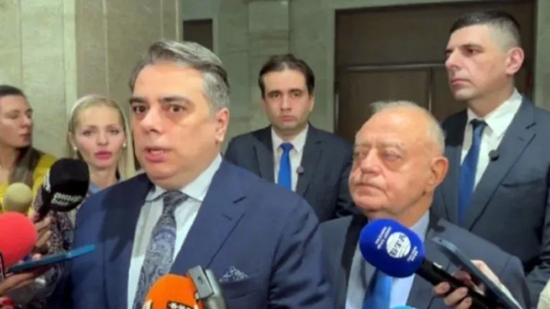 Политическият рекет на ПП-ДБ: Или изтеглят бюджета, или ще има нови протести