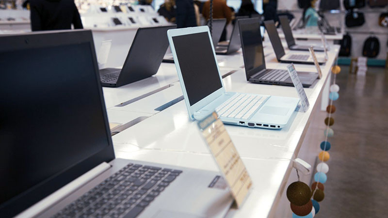 Дефицитът на памети започва да качва цените на компютрите