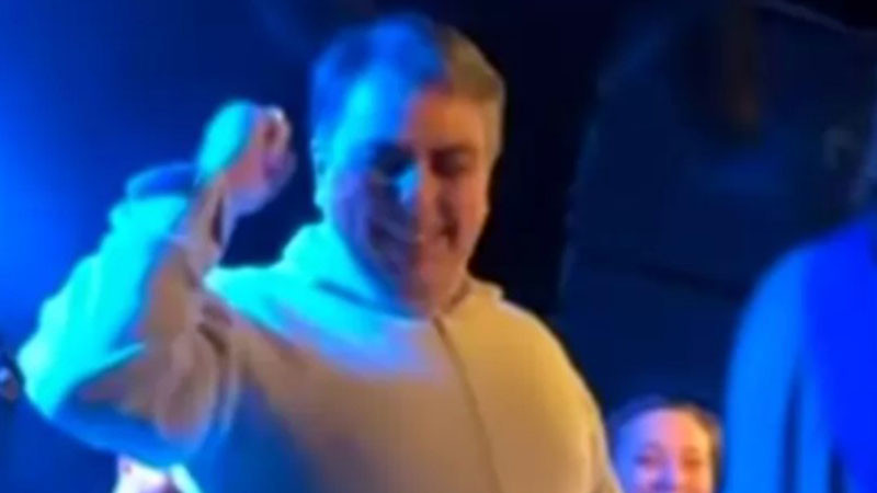 Репликата на Асен Василев "Кой разпореди това безобразие?" влезе в рок парче