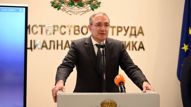 Гуцанов: Има ли политик, който да е против вдигане на минималната заплата, пенсиите и майчинството