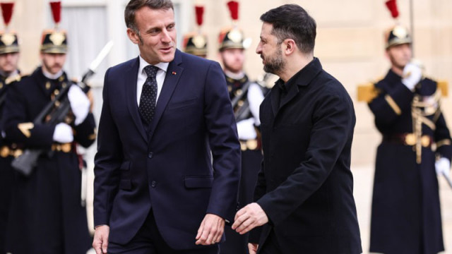 Украинският президент Володимир Зеленски и съпругата му Олена пристигнаха в Париж  съобщава