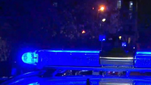 Край Червен бряг кола прегази мъж, лежал на пътя