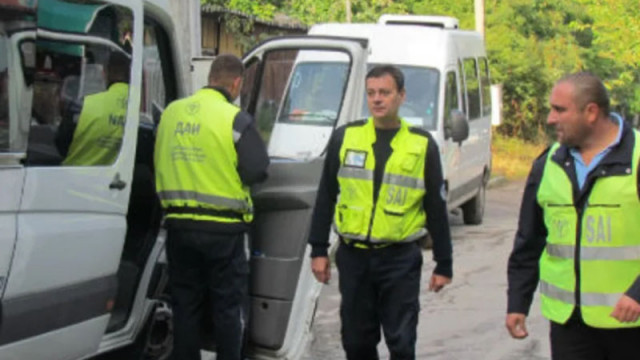 Служителите в "Автомобилна администрация" започват ефективна стачка