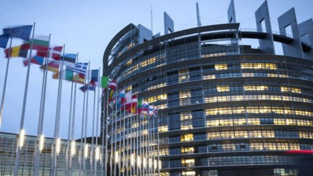 Институциите на ЕС постигнаха предварително споразумение за прекратяване на вноса на руски газ