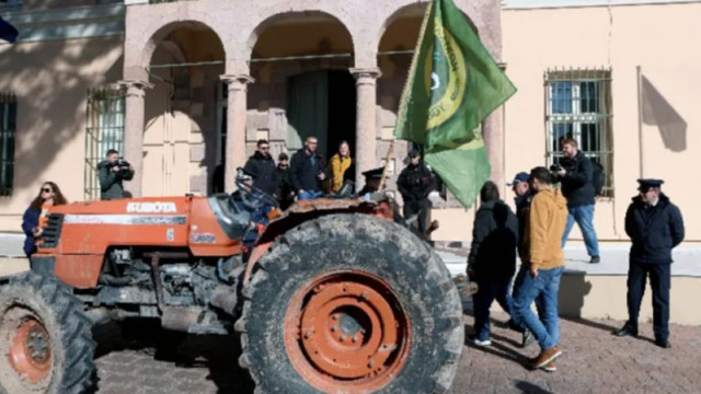 Гръцки земеделски производители животновъди и пчелари от района на Серес