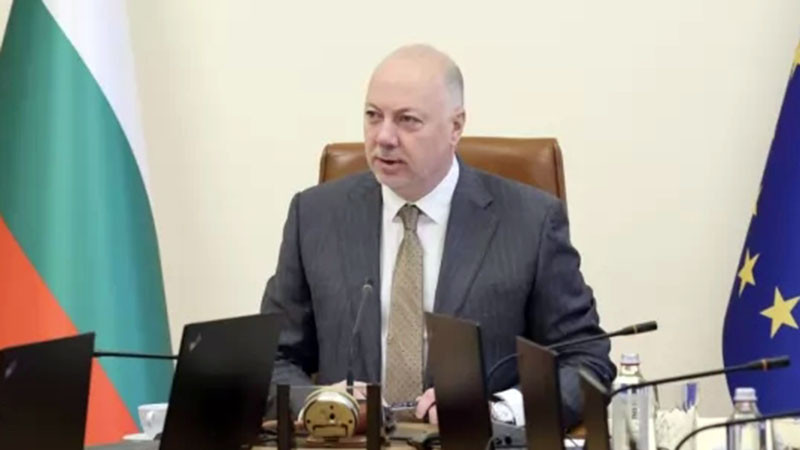 Правителството обсъжда програма за финансиране на младежките центрове