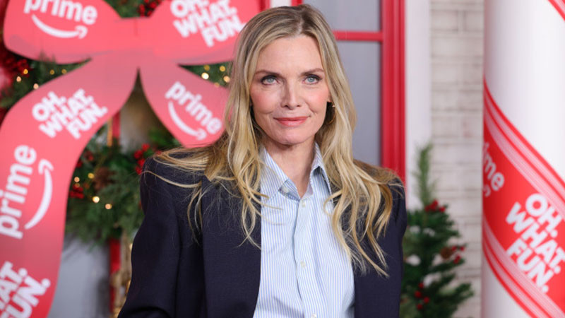 Мишел Пфайфър е неподвластна на времето и на 67