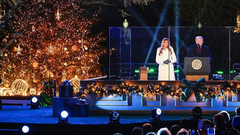 Мелания Тръмп запали светлините на коледното дърво край Белия дом