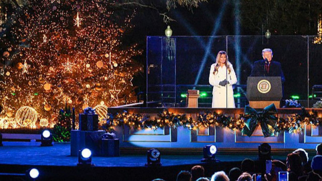 Първата дама на САЩ Мелания Тръмп запали светлините на коледното