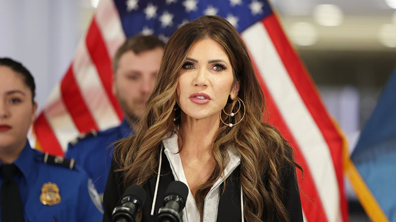 САЩ разширяват списъка със забраната за пътуване от 19 на повече от 30 страни