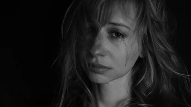 Защо хората са единственият вид който видимо плаче от мъка