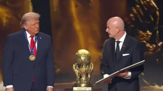 Впечатляващ момент беляза церемонията по тегленето на жребия за Световното