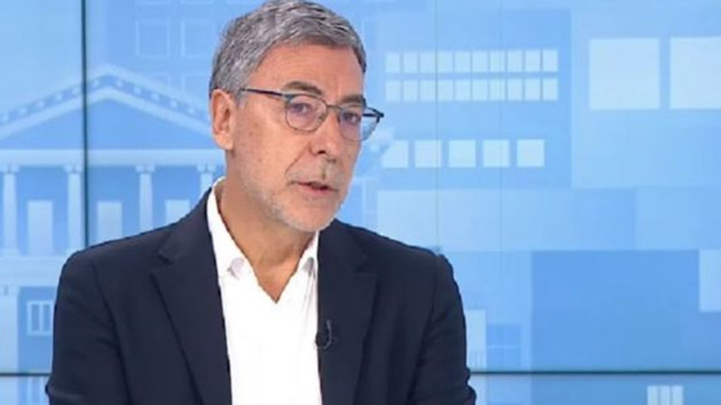 Даниел Вълчев: Когато държавата агонизира, обществото се пробужда