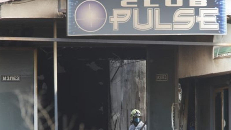 Българският посланик в Скопие се срещна с роднините на загиналите при пожара в Кочани