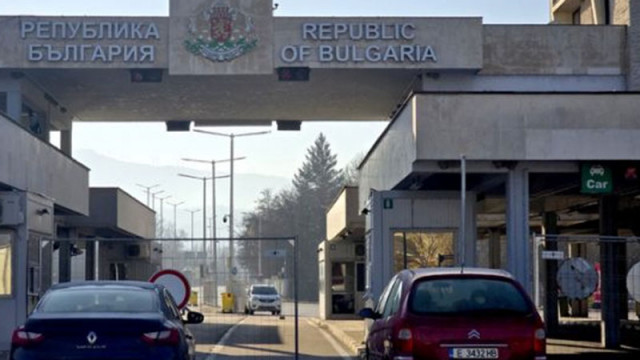 Малко преди обед в събота гръцките фермери обявиха че спират да