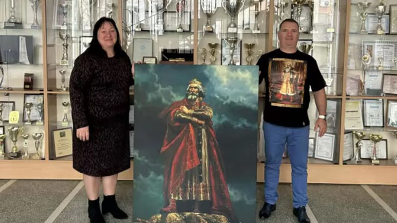 10 софийски училища получиха като дарение картини на владетели от Първото българско царство