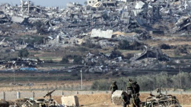 Чуждестранни журналисти все още не могат да пътуват самостоятелно до