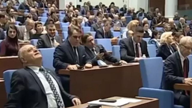 Депутатите приеха на първо четене коригирания законопроект за бюджета на