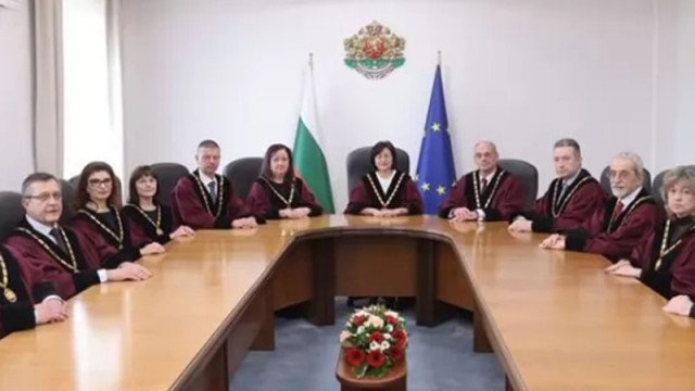 Конституционият съд прекрати делото за процедурата за избор на главен