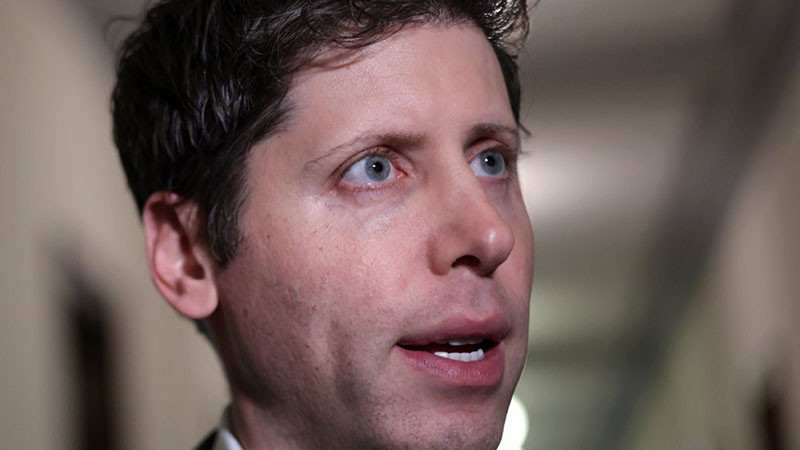 World пусна "супер приложение" с крипто разплащания и защитен чат