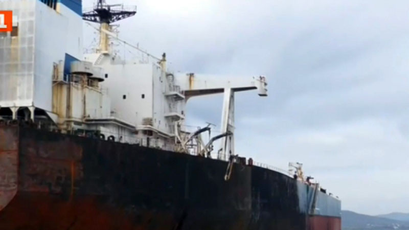 Министерство на транспорта: Обезопасяването на танкера "Кайрос" започва