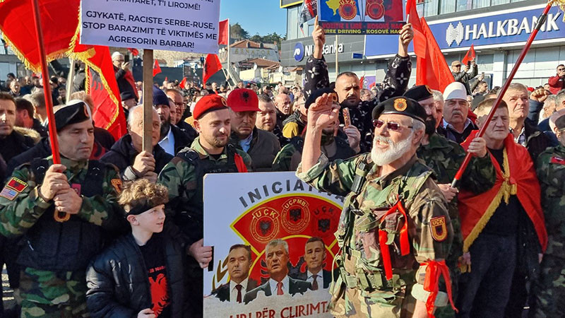 Протест в Скопие в защита на Тачи и други водачи на Армията за освобождение на Косово