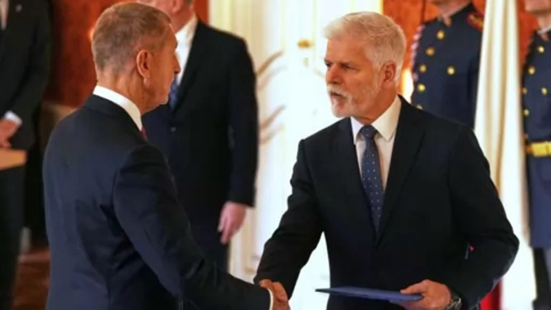 Чешкият президент Петър Павел назначи правителството на Андрей Бабиш