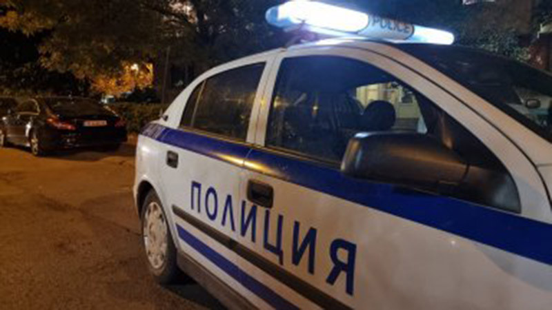 13-годишна заплаши с нож друго момиче, четвъртокласник преби с бокс малолетен в Самоков