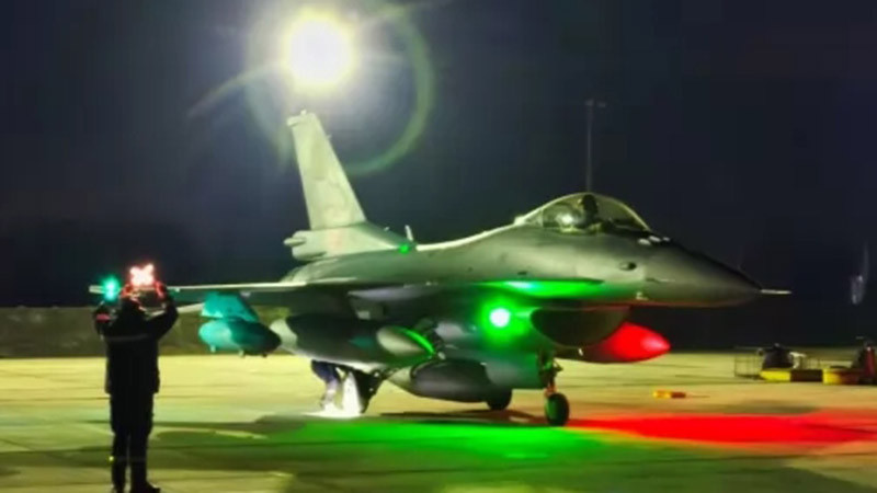 Представят първите 8 български изтребителя F-16 Block 70 на официална церемония в Трета авиобаза