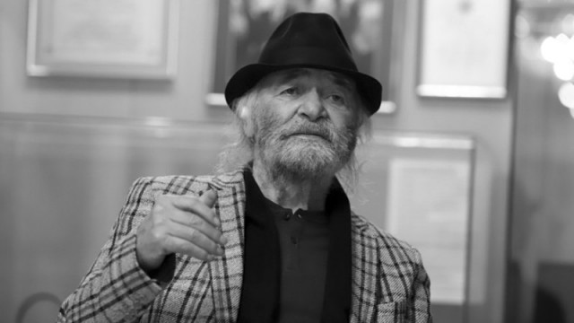 Почина големият Боян Радев Това съобщи във Фейсбук журналистът Иво