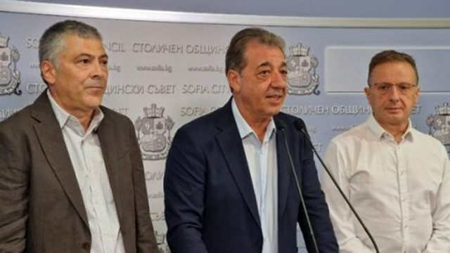 Общинските съветници от Синя София искат извънредно заседание на Столичния