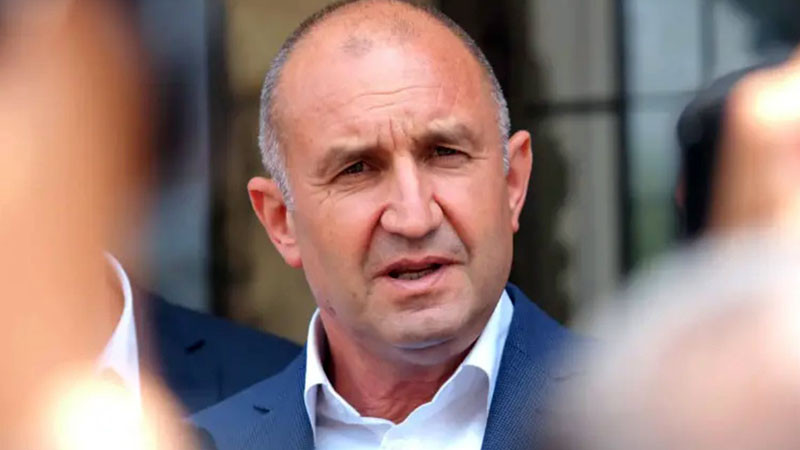 Виктор Блъсков: Ако Радев не поеме контрола над наратива, други ще го направят