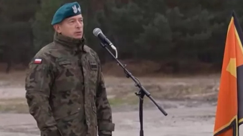 Полша започна военни учения за цивилни граждани срещу руската заплаха