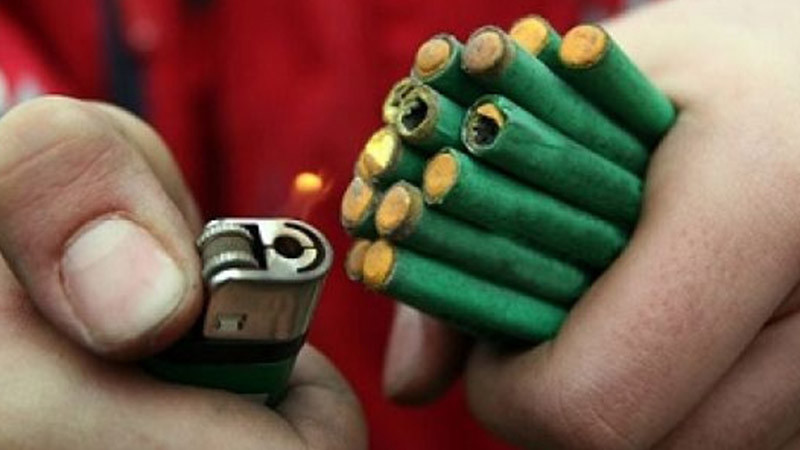 Бомбардировки“ в блокове в Плевен. Деца са запалили и слагали