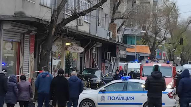 Трима души са пометени в района на централния пазар във Варна
