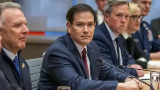 Държавният секретар на САЩ Марко Рубио е бил принуден да