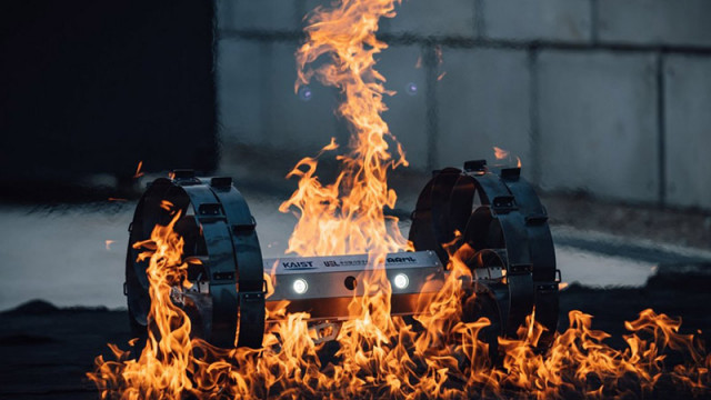 Ако хората някога създадат колонии на Луната подземните пещери там могат да