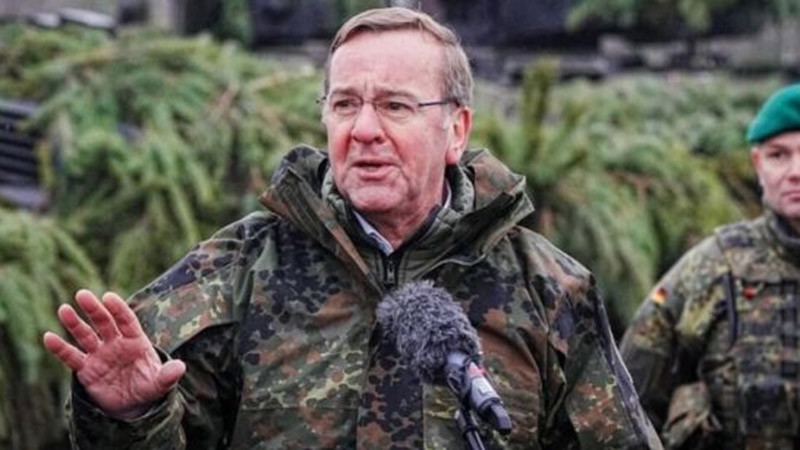 Германският министър на отбраната: Путин иска да отслаби НАТО отвътре