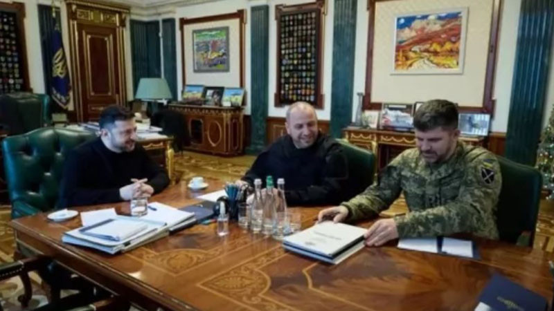 Умеров се прибра в Украйна, докладва на Зеленски резултатите от преговорите със САЩ